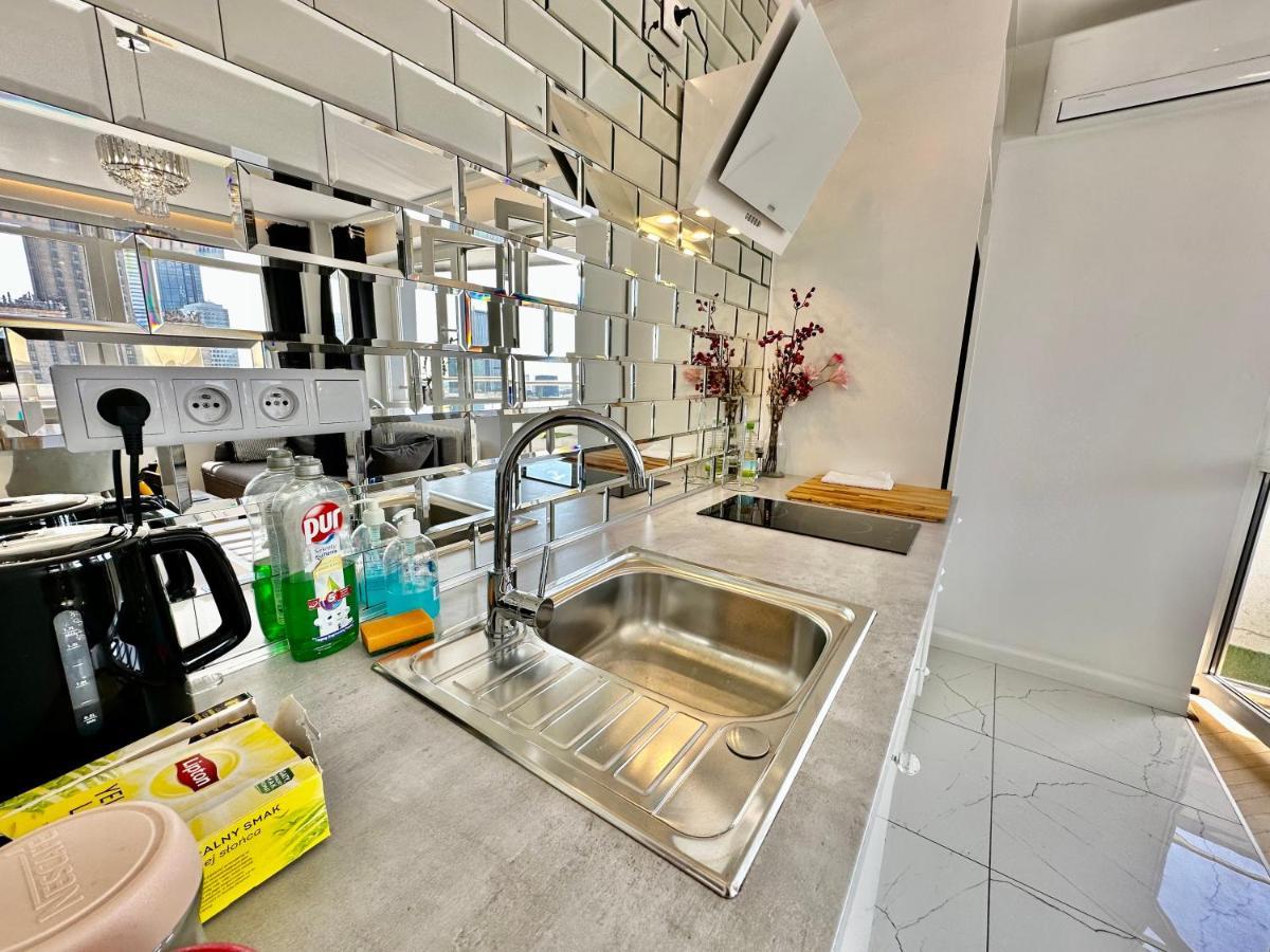 Apartmán Platinum Metro X2 Wifi 350 Mbs Netflix Hbo Appletv Varšava Exteriér fotografie